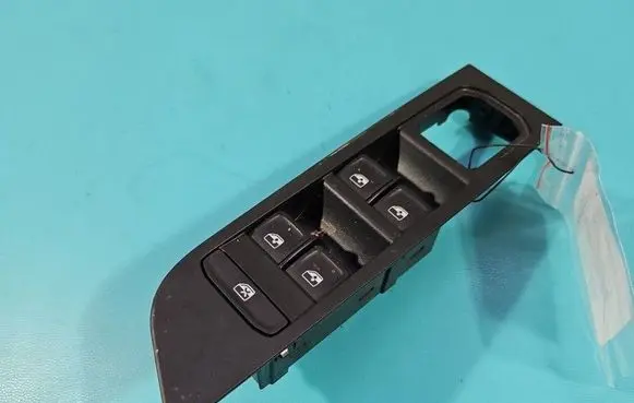 Skoda Scala Electric window control switch 5G0959857D IMPRK1559650