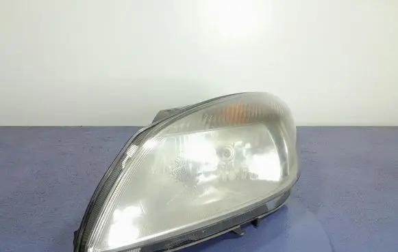 Skoda Fabia Mk2 (5J) Headlight/headlamp