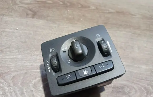 Volvo V50 Light switch 30739300
