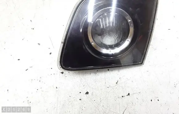 Mazda 3 I Tailgate rear/tail lights p2775r