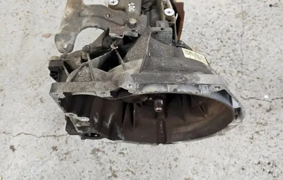 Mazda 2 Manual 5 speed gearbox 8A6R7002EA