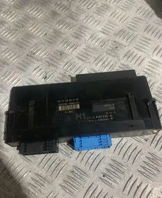 BMW 3 E90 E91 Central body control module 9187536 532422128 1058027224