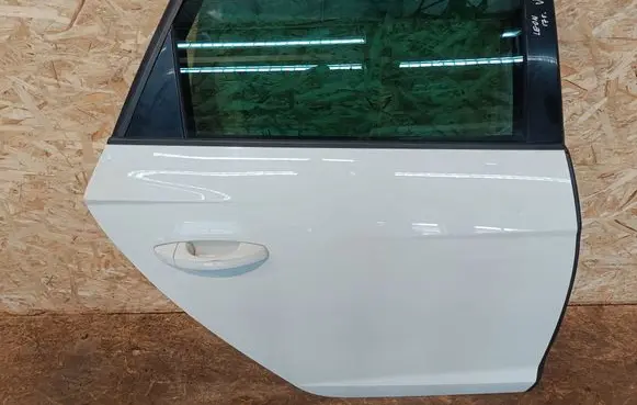Seat Leon (5F) Rear door