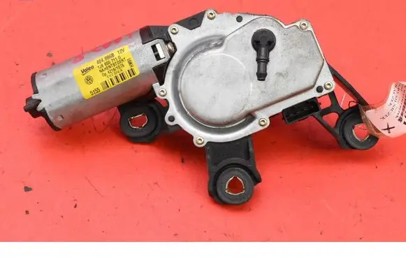 Volkswagen PASSAT B5.5 Rear window wiper motor 1J6955711G