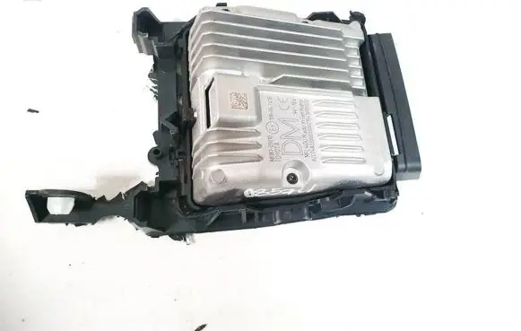 Toyota Avensis T270 Distronic sensor radar 8818105010 88181-05010