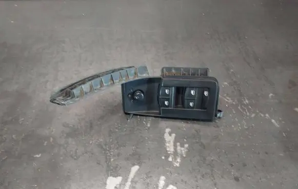 Audi A3 S3 8P Electric window control switch 8P4959521C 8E0959565 8P4959521B