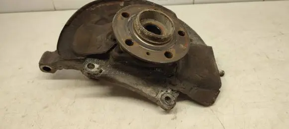Volvo V70 Front wheel hub spindle knuckle 9461943