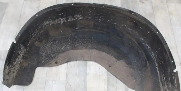 BMW X6 E71 Front arch 