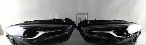 Mercedes-Benz CLA C118 X118 Headlight/headlamp A1189060701