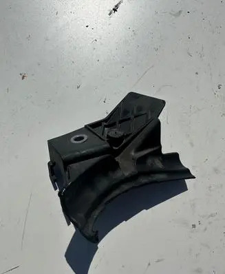 Other engine bay part