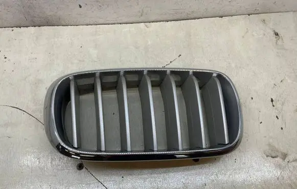 BMW X5 F15 Front bumper upper radiator grill 7316076 7316058 7316054
