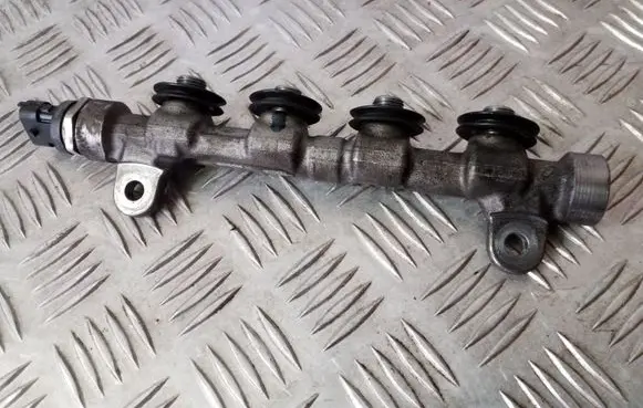 Fuel main line pipe