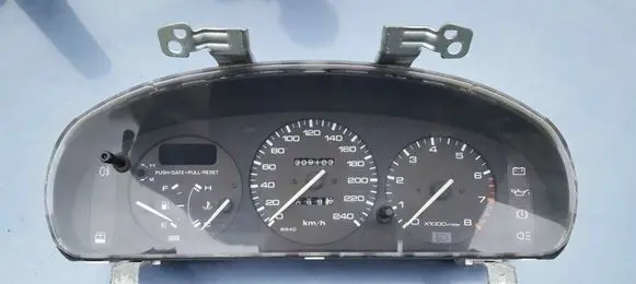 Mazda 323 F Speedometer (instrument cluster) 6BB2P 119700