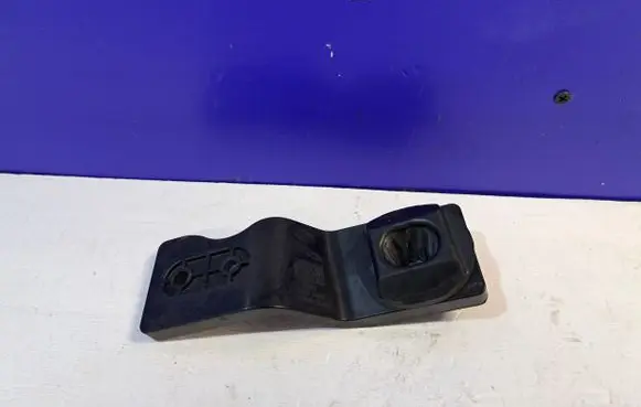 Jaguar XE Radiator support slam panel bracket GX738K337AE