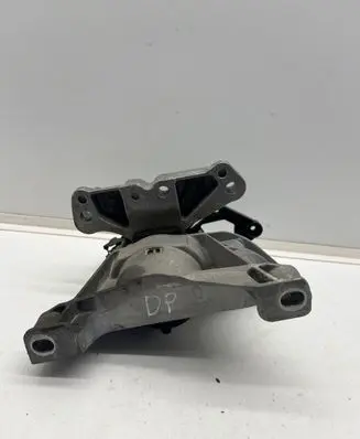 Peugeot 308 Engine mount bracket 4A103720 A1S19C03 4A111210