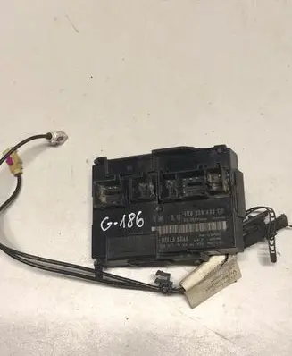 Volkswagen Touran I Comfort/convenience module 1K0959433CR 00044000