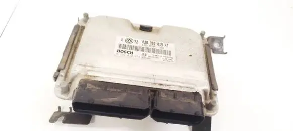Volkswagen Golf IV Engine control unit/module 038906019AT 0281010974