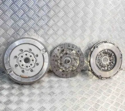 Nissan X-Trail T32 Clutch set kit 302056476R 301015094R