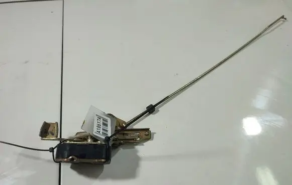 Mercedes-Benz 100 W631 Engine bonnet/hood lock/catch