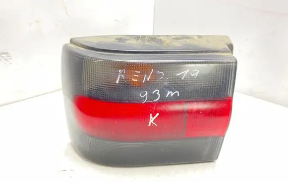 Renault 19 Rear/tail lights 141339