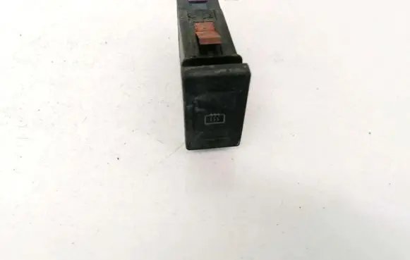 Volkswagen PASSAT B5 Windscreen/window heater switch 3B0959621C
