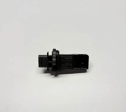 BMW 5 F10 F11 Mass air flow meter 7566990