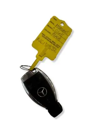 Mercedes-Benz C W204 Ignition key/card 