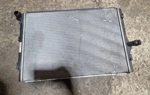 Skoda Superb B6 (3T) Coolant radiator 1K0121251DM