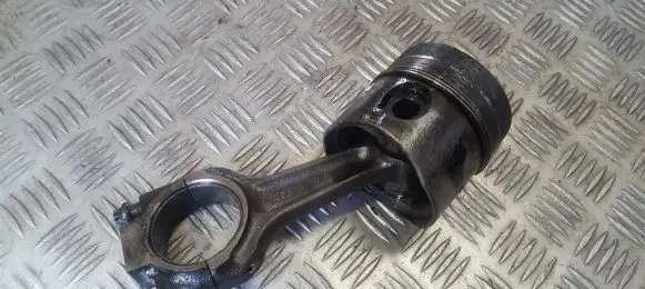 Piston with connecting rod
