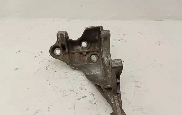 Audi A8 S8 D4 4H Engine mounting bracket 059145167AM