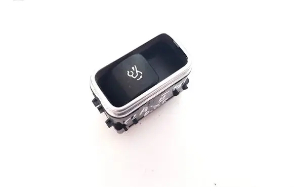 Tailgate opening switch