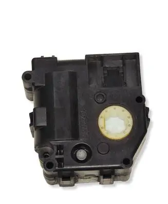 Lexus IS III XE30 Air flap motor/actuator 0638002120