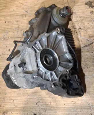 BMW X5 E70 Gearbox transfer box case 7574777 7040751