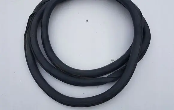 Ford Galaxy Rubber seal loading door 