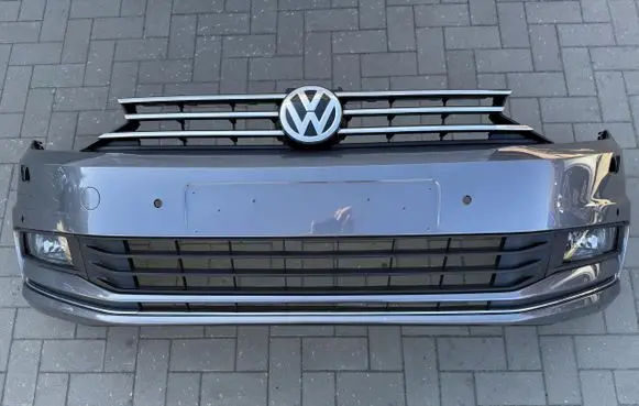 Volkswagen Touran III Front bumper 5TA807221AL