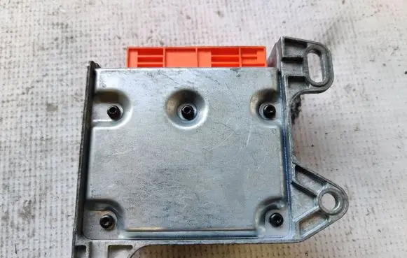 Renault Master II Airbag control unit/module 605045100 8200381666A