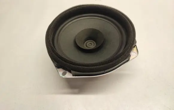 Chevrolet Camaro Rear door speaker 84328370