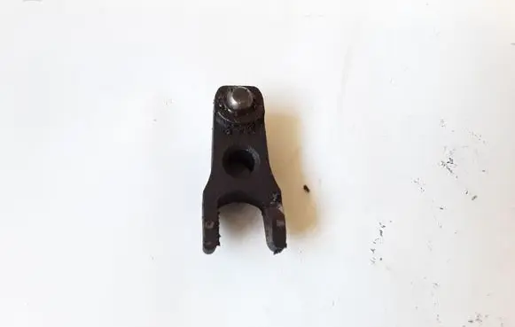 Volkswagen Crafter Fuel Injector clamp holder NOCODE