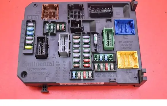 Peugeot 508 RXH Fuse box set 9664992380