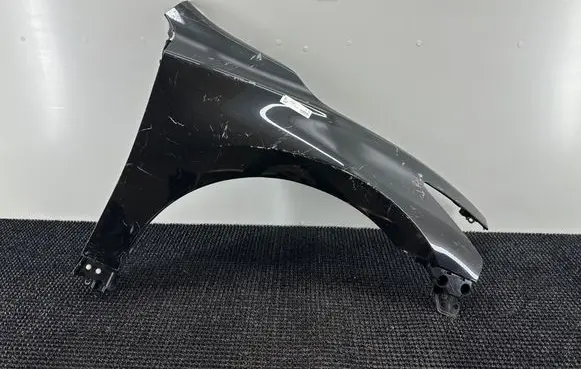Nissan Altima Fender