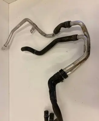 Volkswagen Touareg II Engine coolant pipe/hose 7P0819308 7L0122073AC 7P0815249
