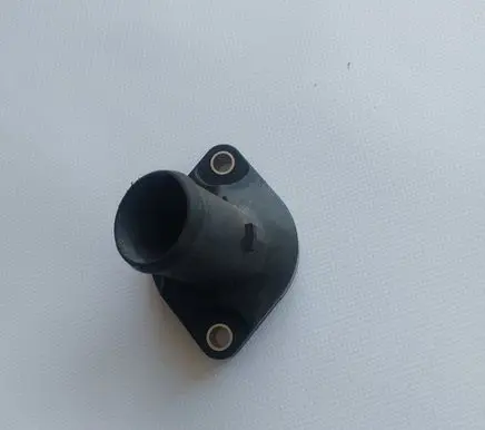 Nissan Qashqai Thermostat housing 