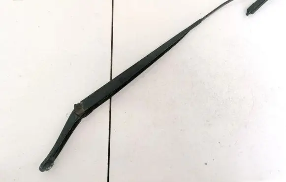 Renault Laguna III Front wiper blade arm 288860001N