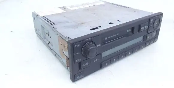 Volkswagen PASSAT B5 Radio/CD/DVD/GPS head unit 1J0035152E