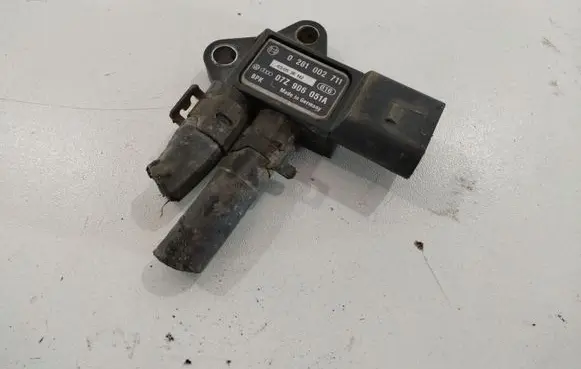 Audi A6 S6 C6 4F Exhaust gas pressure sensor 07Z906051A