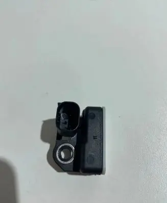 Mercedes-Benz GL X166 Airbag deployment crash/impact sensor A0009058100