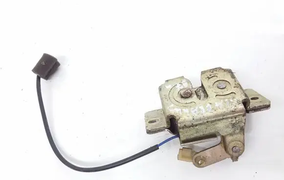 KIA Clarus Tailgate/trunk/boot lock/catch/latch