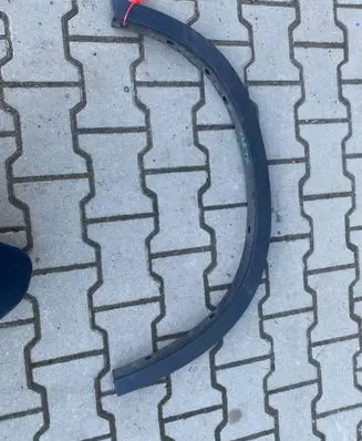 BMW X1 F48 F49 Front arch trim 