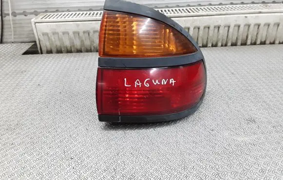 Renault Laguna I Rear/tail lights 7700420123