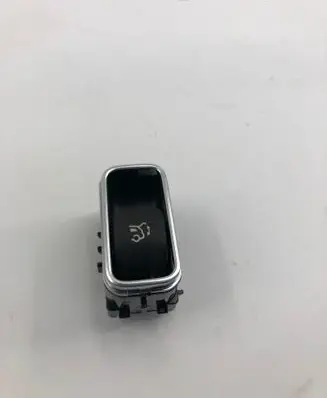 Mercedes-Benz GLA H247 Tailgate opening switch A1678205702